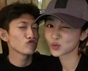 最新爆料娱乐圈恋情,当红明星甜蜜牵手,恋情细节引热议 第2张 最新爆料娱乐圈恋情,当红明星甜蜜牵手,恋情细节引热议 第2张